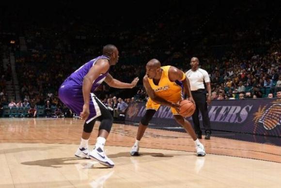 Sacramento Kings vs. Los Angeles Lakers at Golden 1 Center